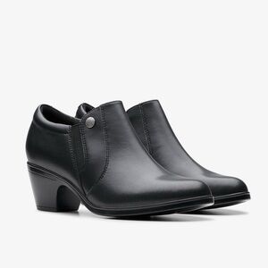 NEW CLARKS COLLECTION Black Emily Holly Toe Block Heel Leather Booties 6.5 M